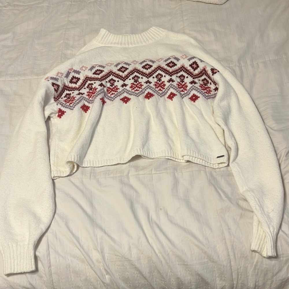 Women’s Turtleneck Cropped Sweater Size: Medium